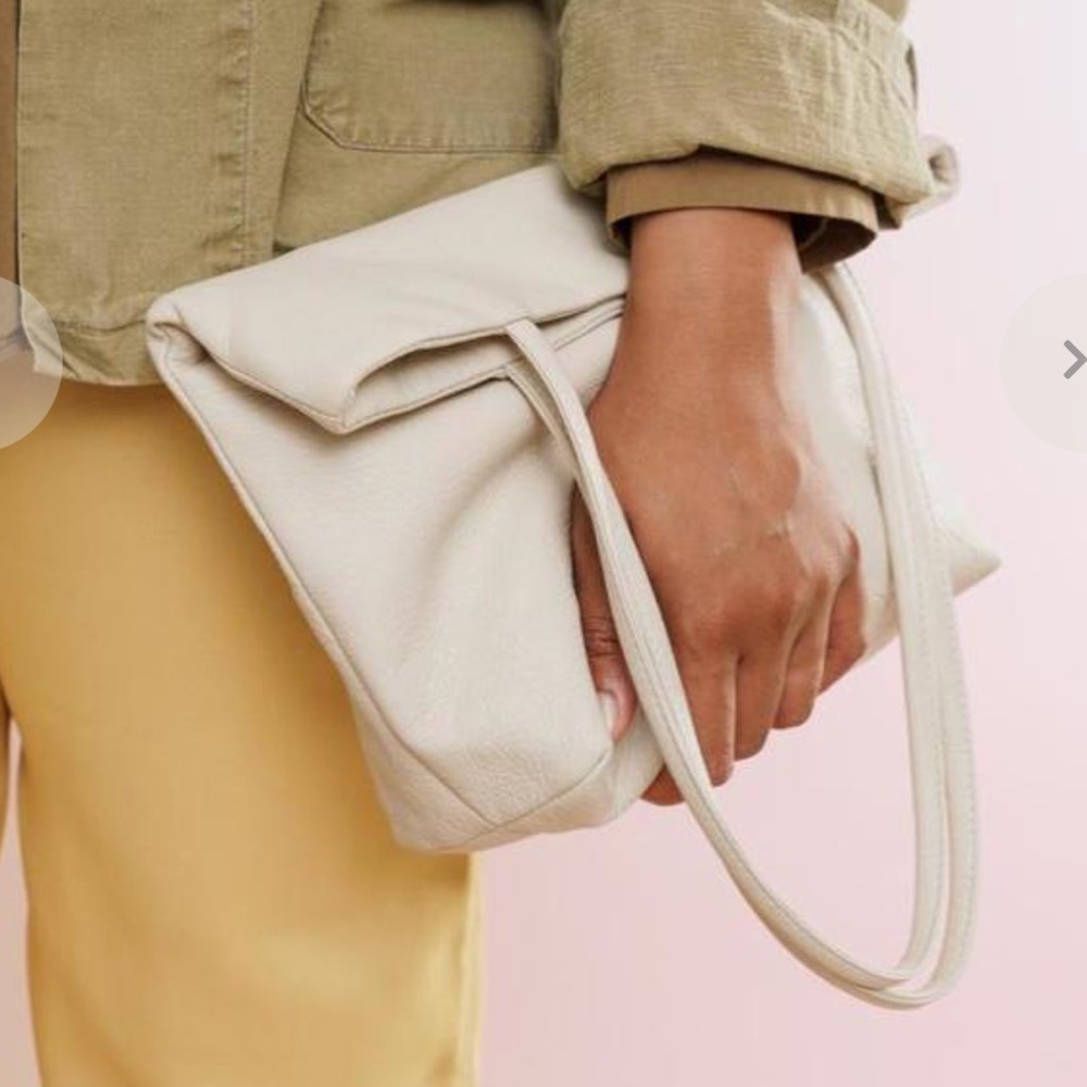BAGGU leather shoulder bag